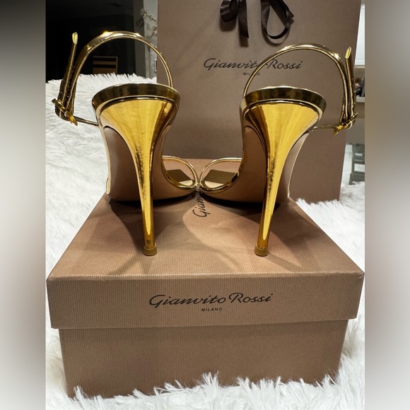 Gianvito Rossi Metallic Gold Heels - Picture 3 of 16